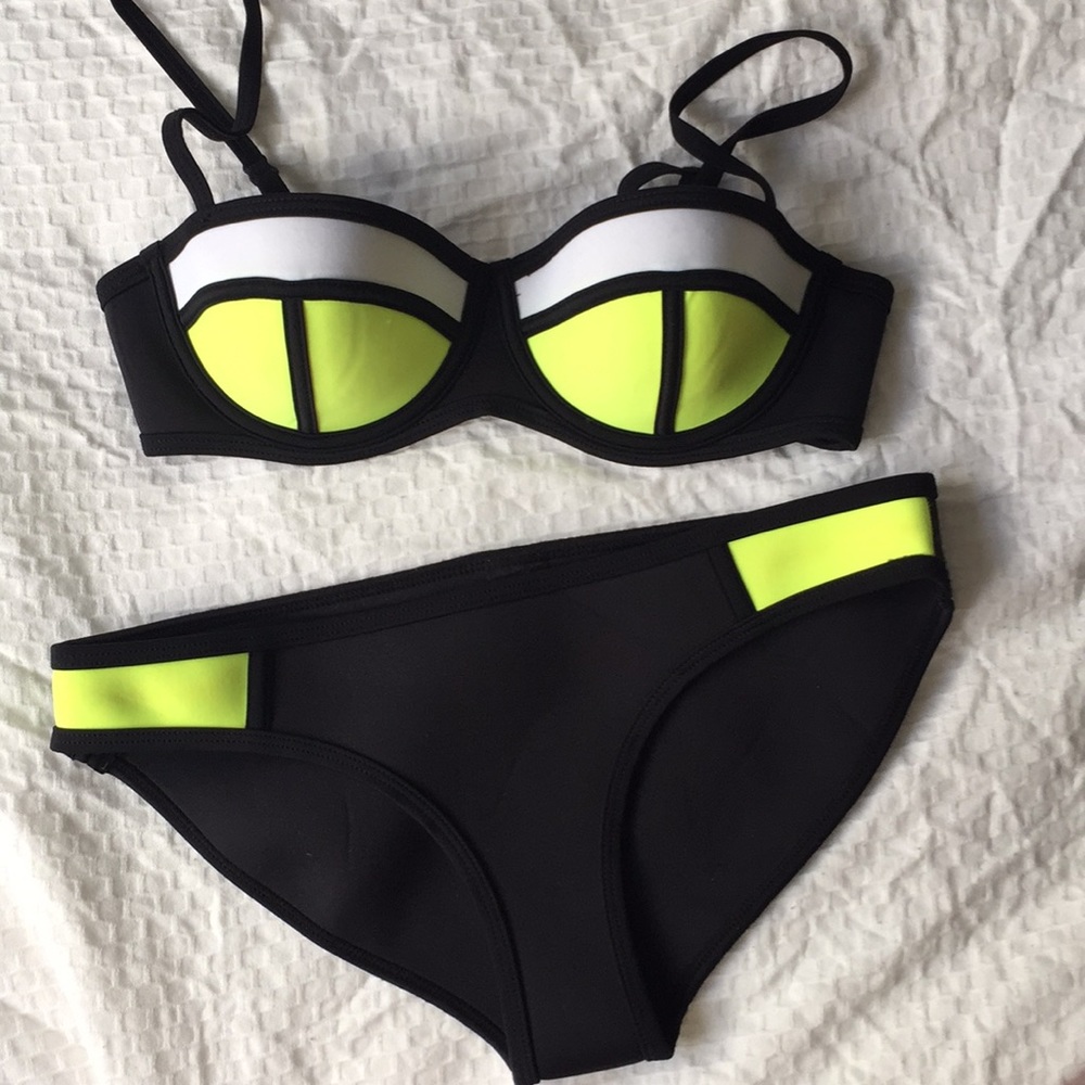 Triangl swimwear xs top and bottom
